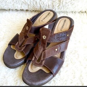Merrell Luxe Slide Leather Sandals in Coffee